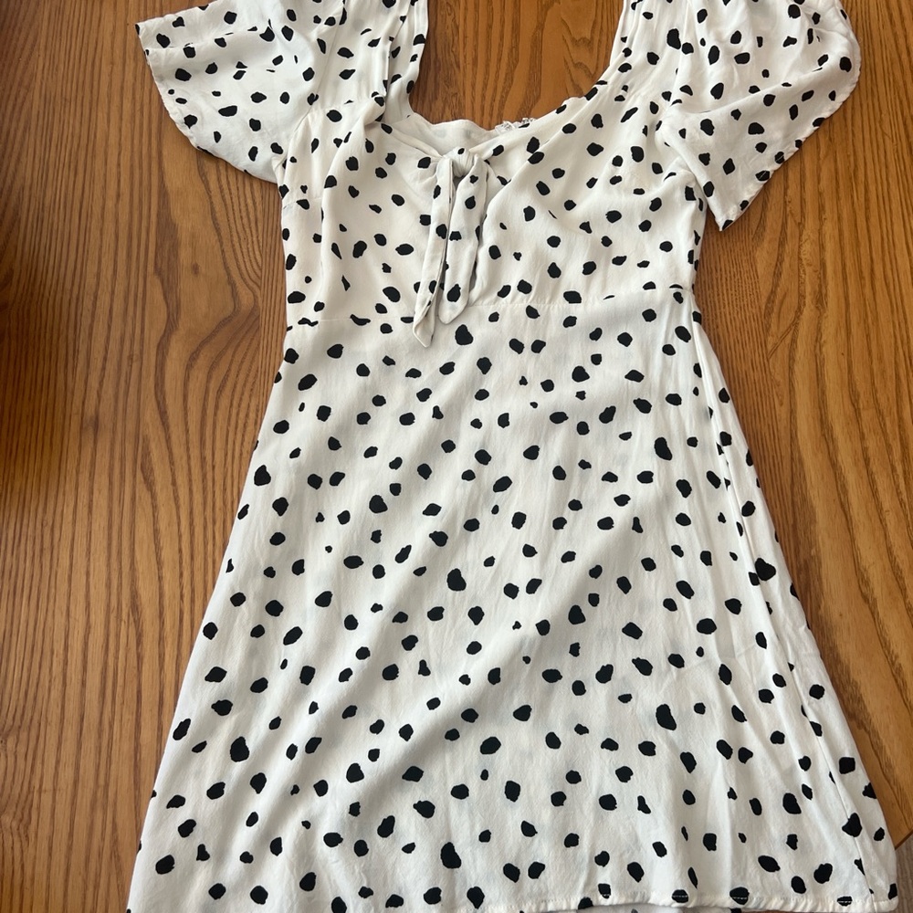 Lush Casual Dress in Elegant White